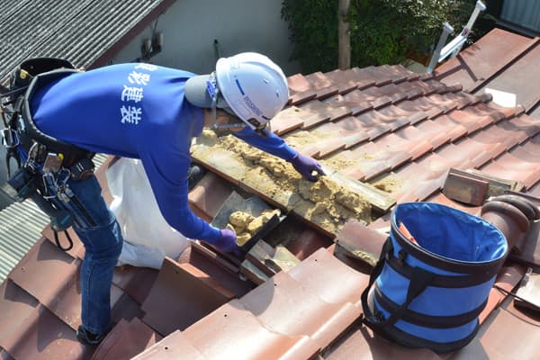 大阪でおすすめの屋根修理業者｜良彩建装